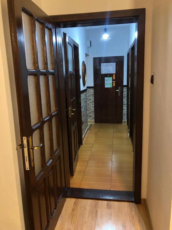 Apartament Basak 2 Apartment Deva Ngoại thất bức ảnh