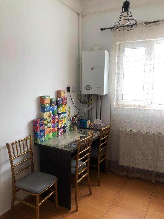 Apartament Basak 2 Apartment Deva Ngoại thất bức ảnh